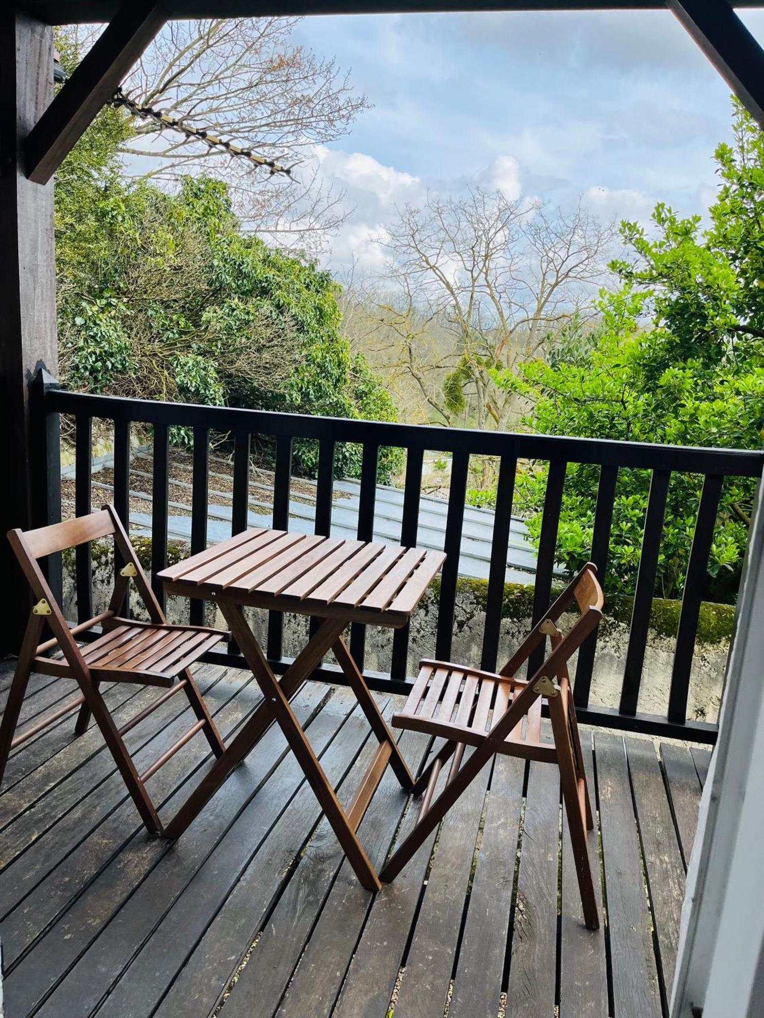 La Vue Secrete De Neauphle Apartment Ngoại thất bức ảnh